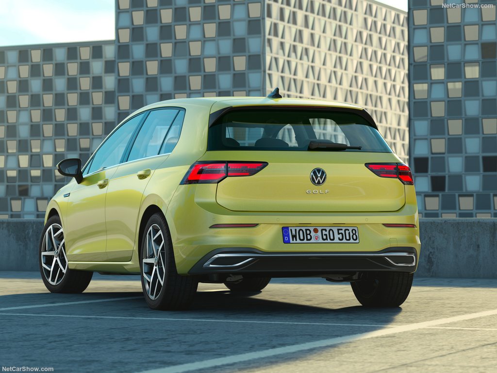 Volkswagen-Golf-2020-1024-5a.jpg