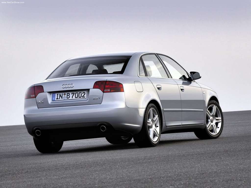 Audi-A4_2.0T-2005-1024-0c.jpg